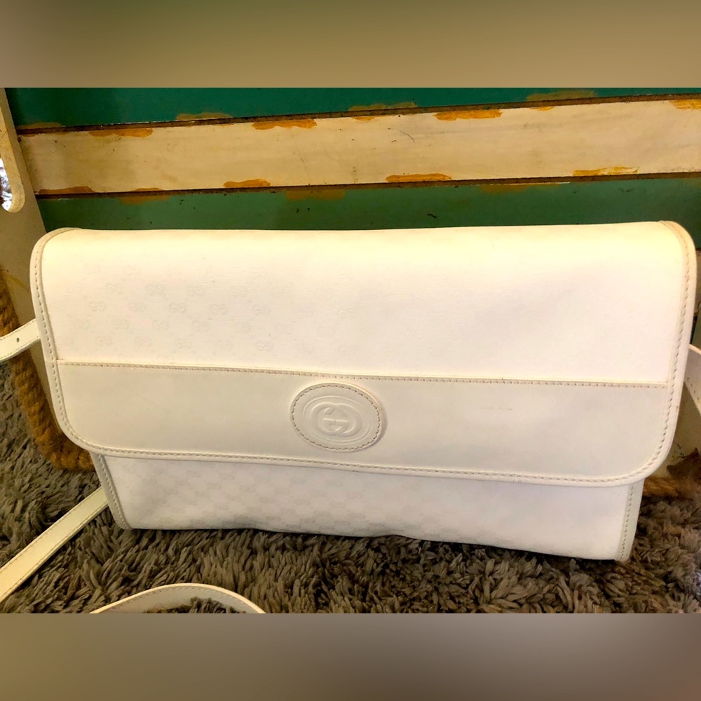 Vtg Gucci white Crossbody! White! 0264!